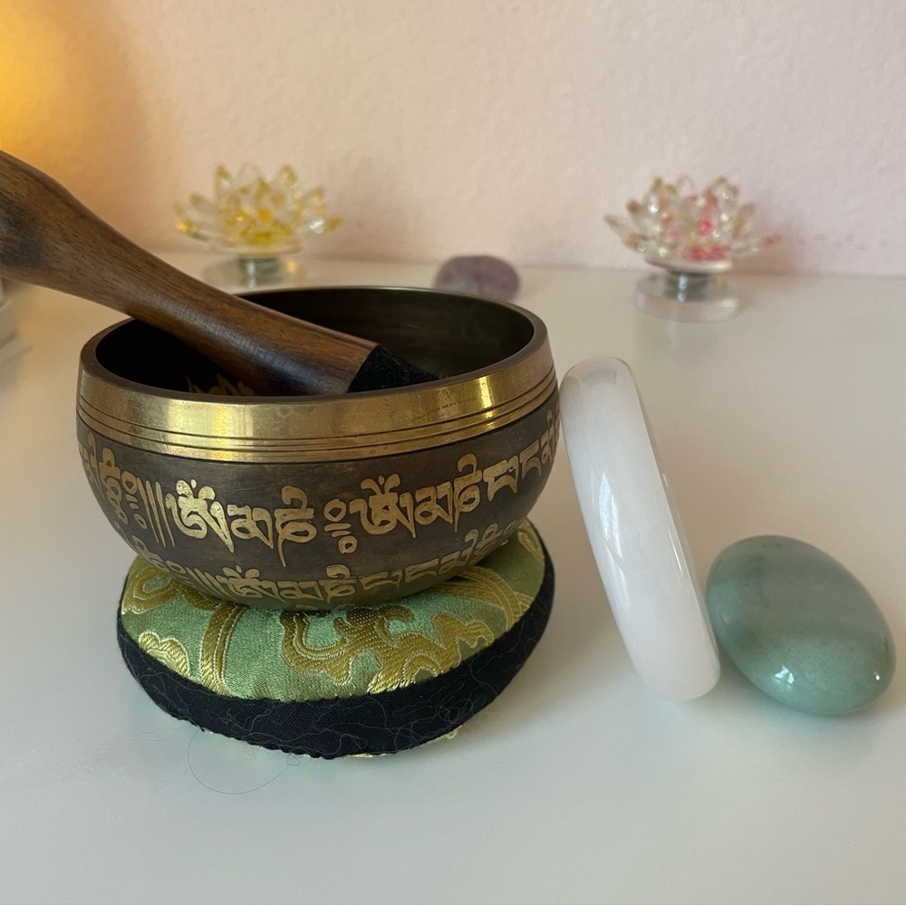 Authentic Natural Jade bangle - Picture 4 of 5